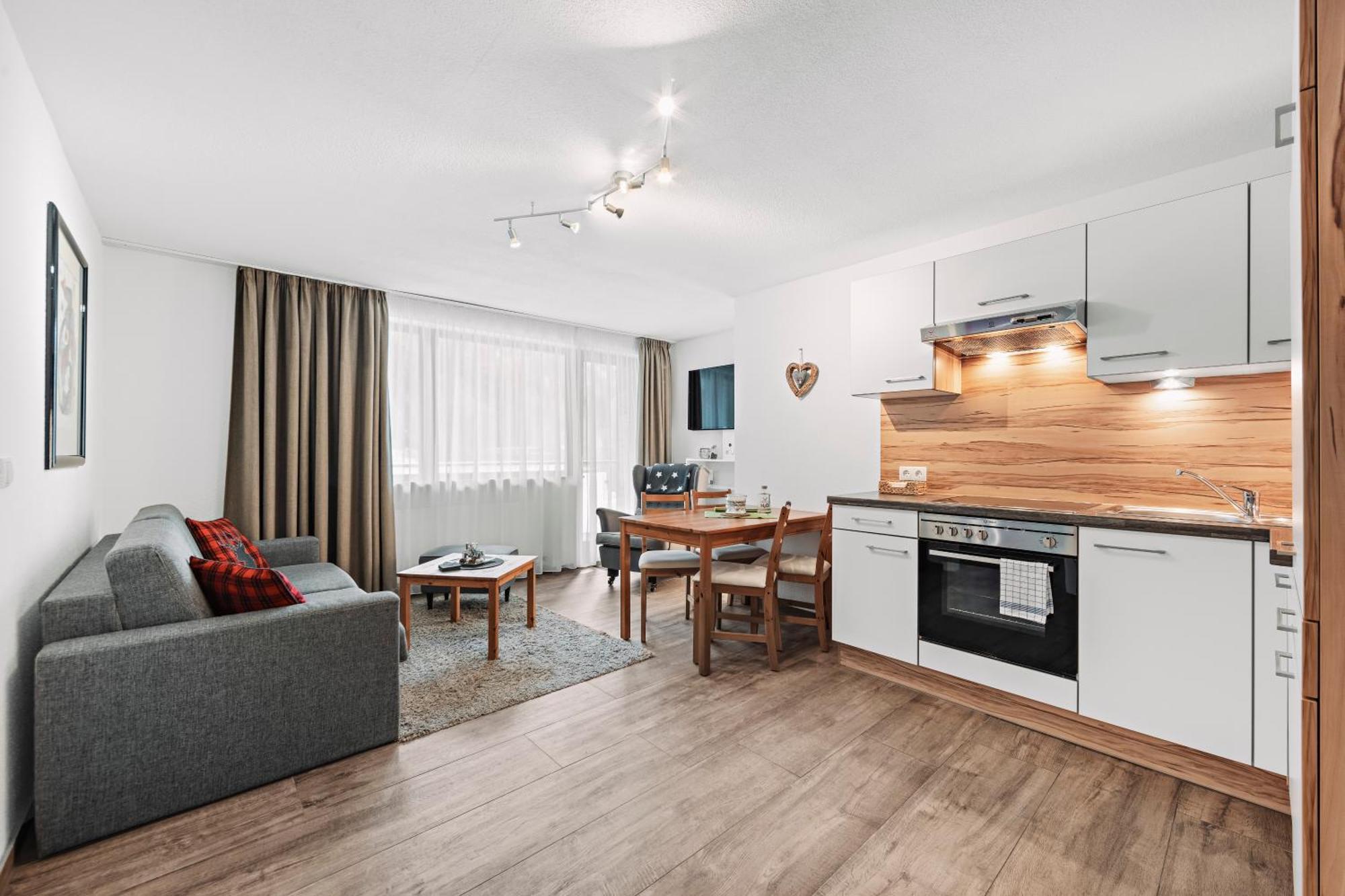 Herzblut Wohlfuehl Appartements Эц Экстерьер фото